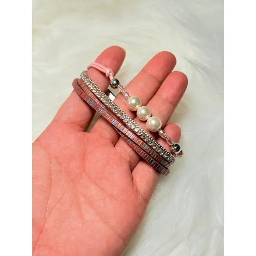 Multi-Strand Magnetic Pink Bracelets (c)‎